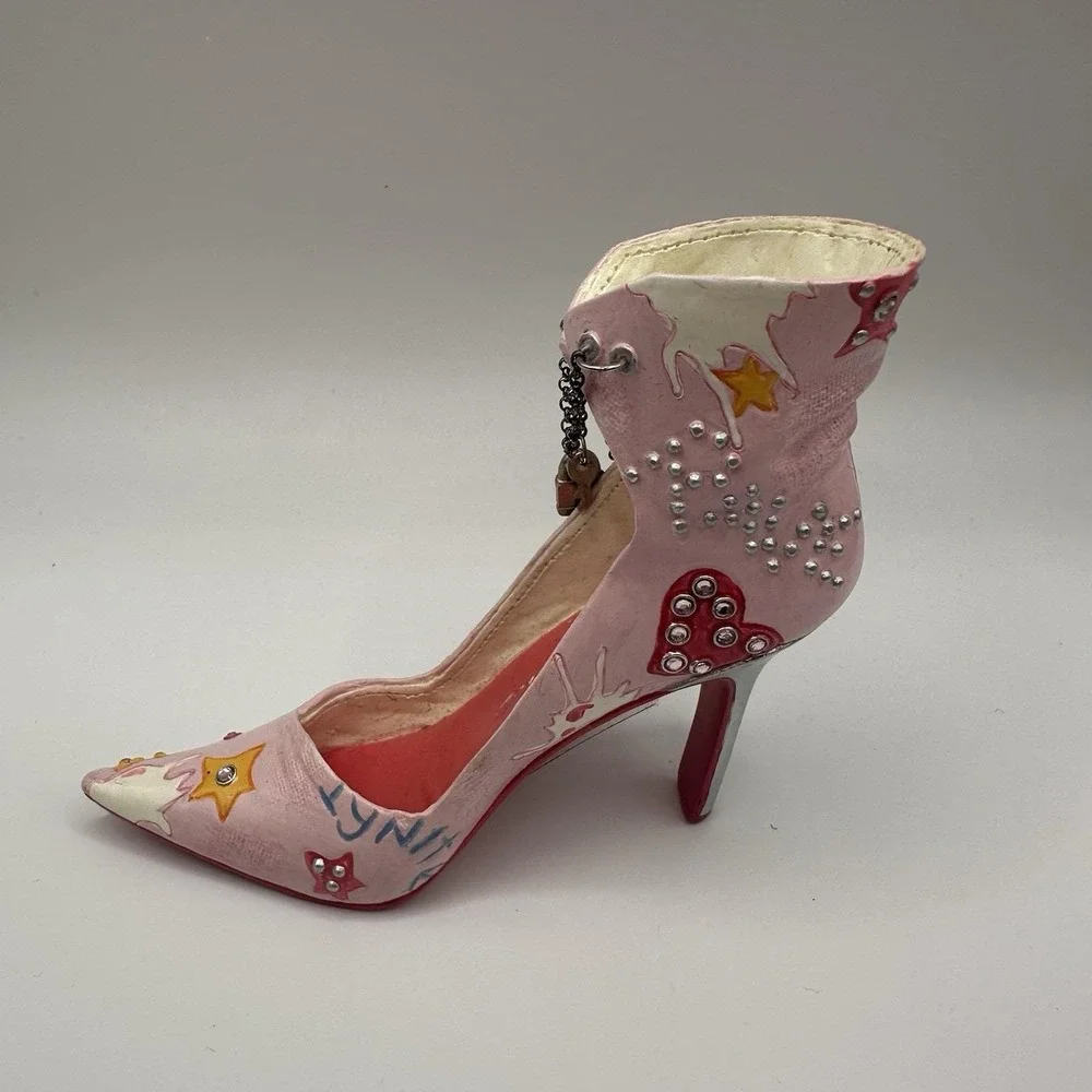 Just The Right‎ Shoe 'GRAFFITI GURL, Pink By Lorraine Vail (Raine) Rare